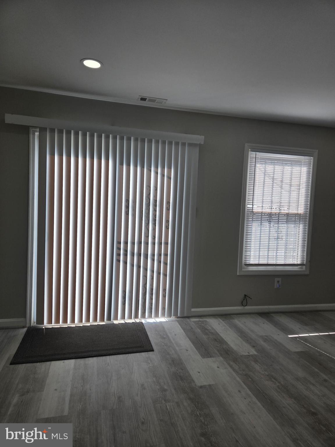 PARKWAY SQUARE PLAT ONE - Residential