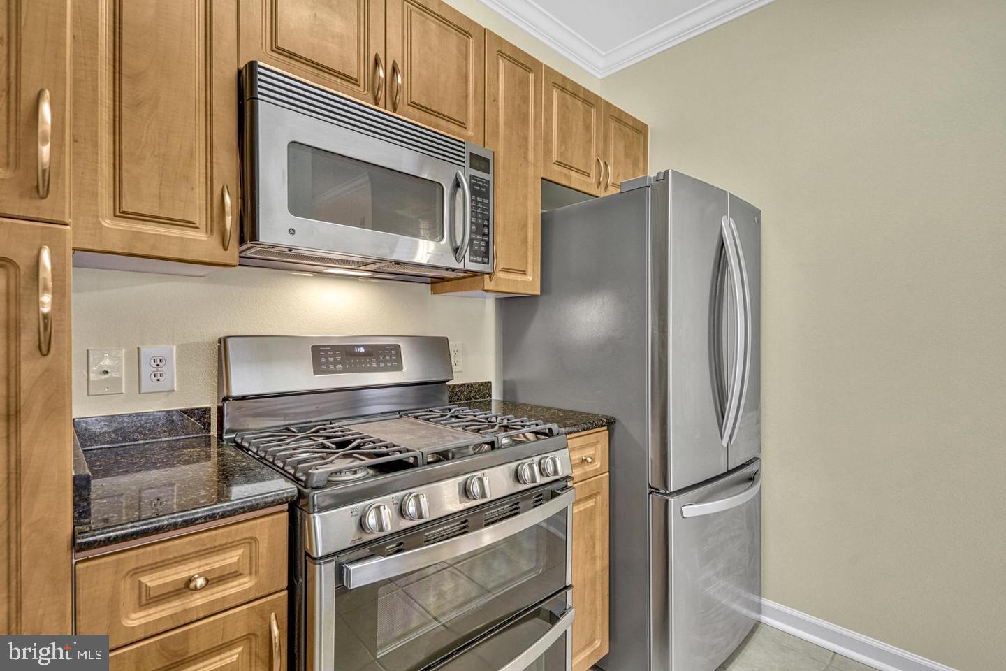 LEGATO CORNER - Residential Lease