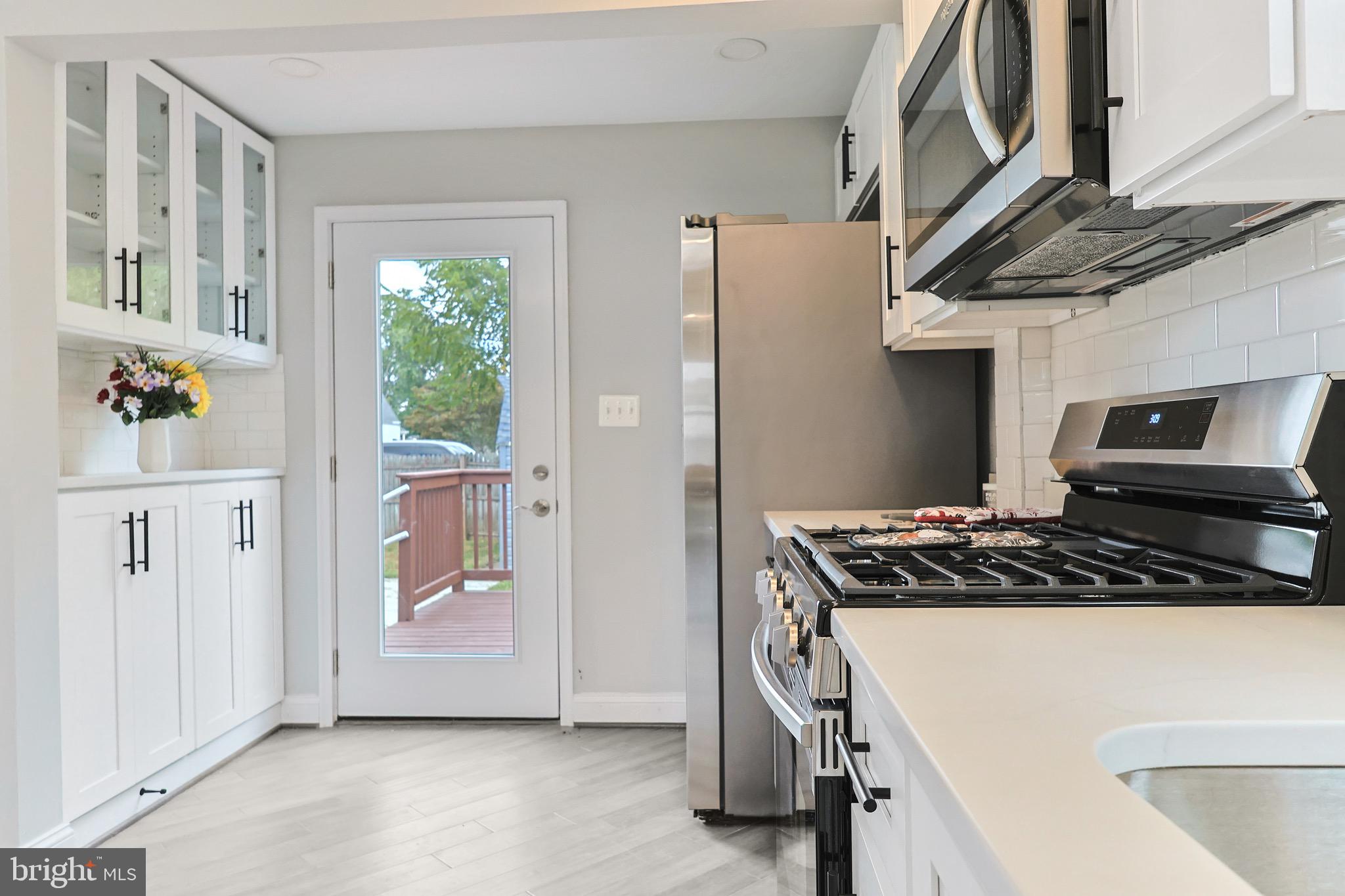 EASTERN TERRACE - Residential