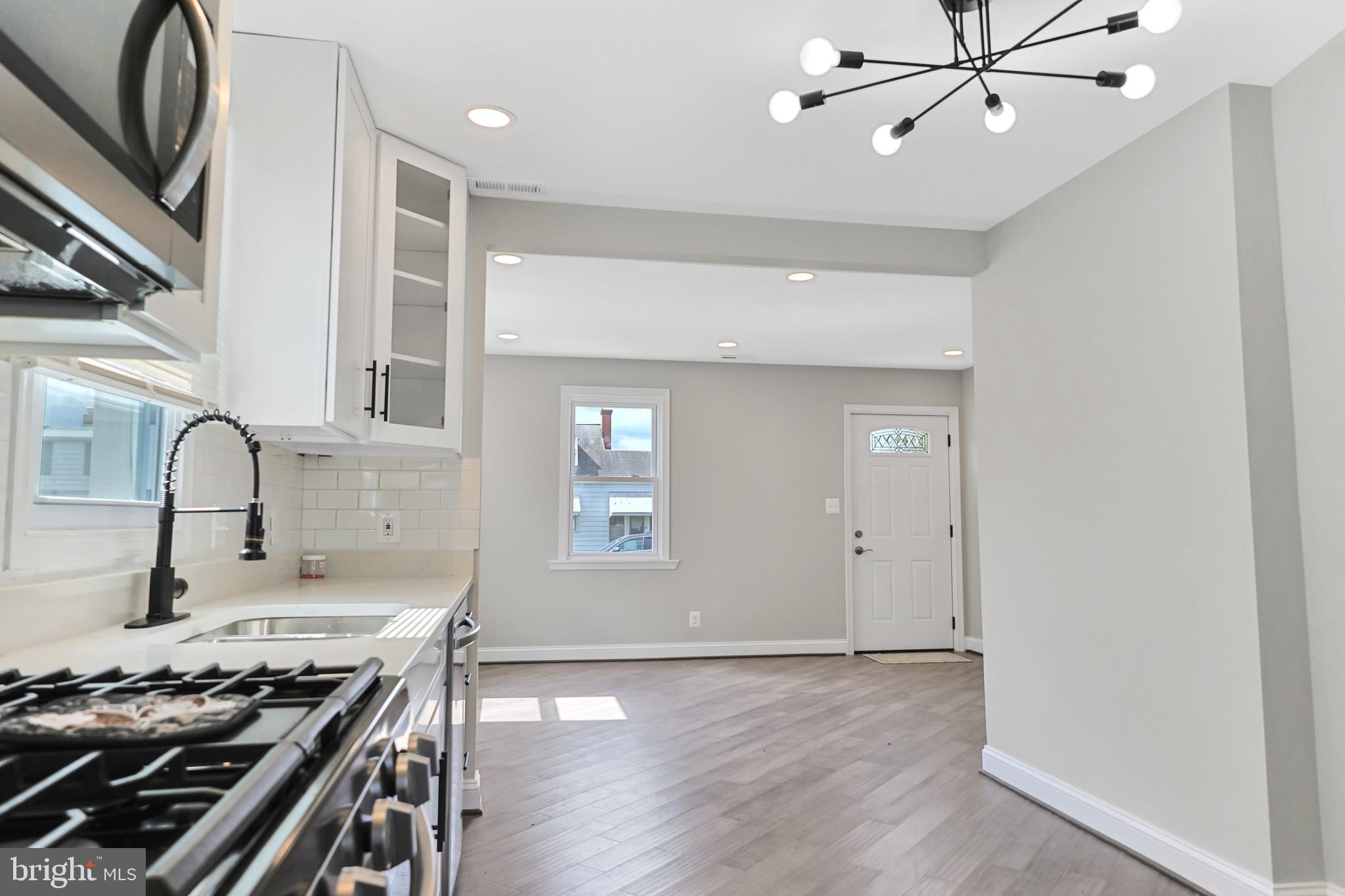 EASTERN TERRACE - Residential