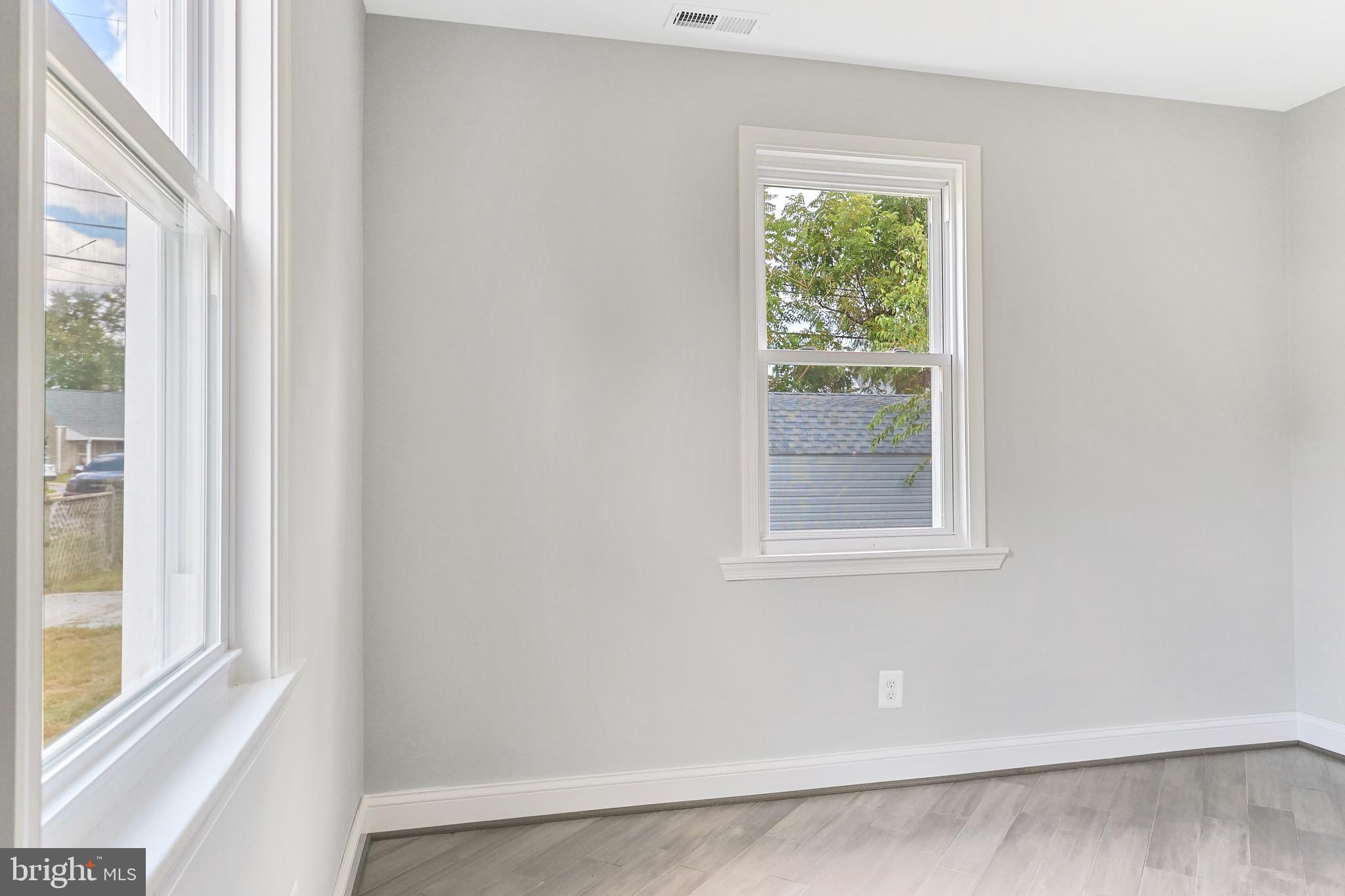 EASTERN TERRACE - Residential