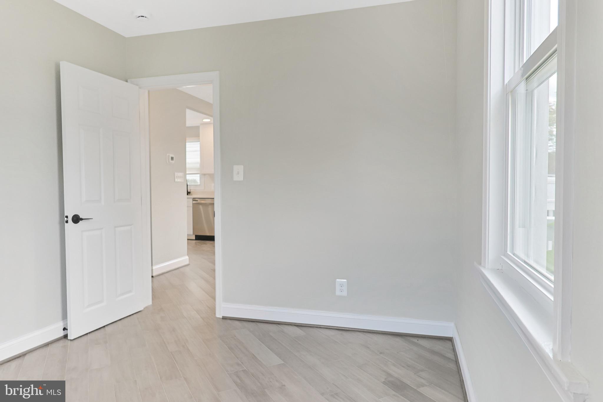 EASTERN TERRACE - Residential