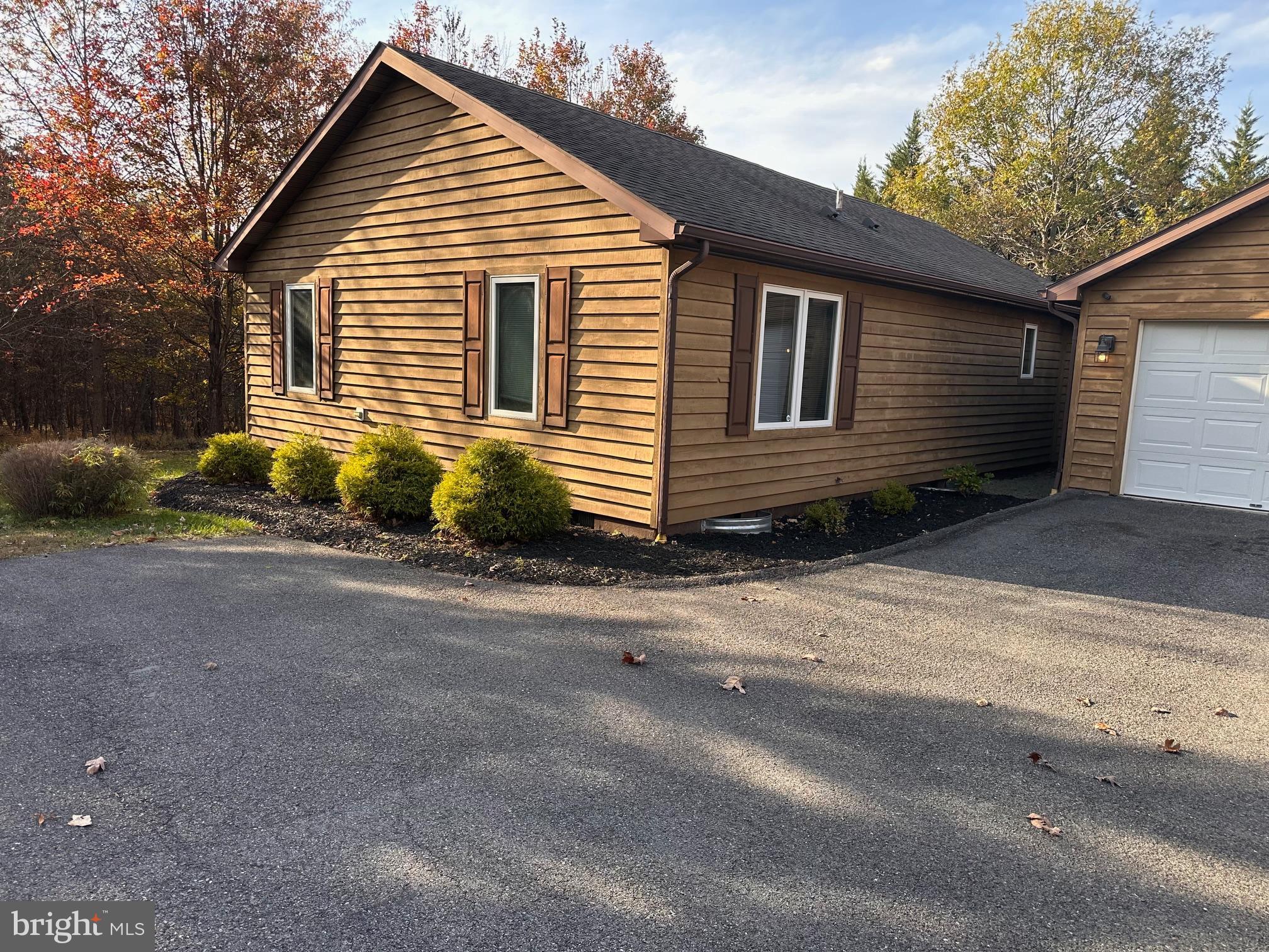 CACAPON SOUTH - Residential