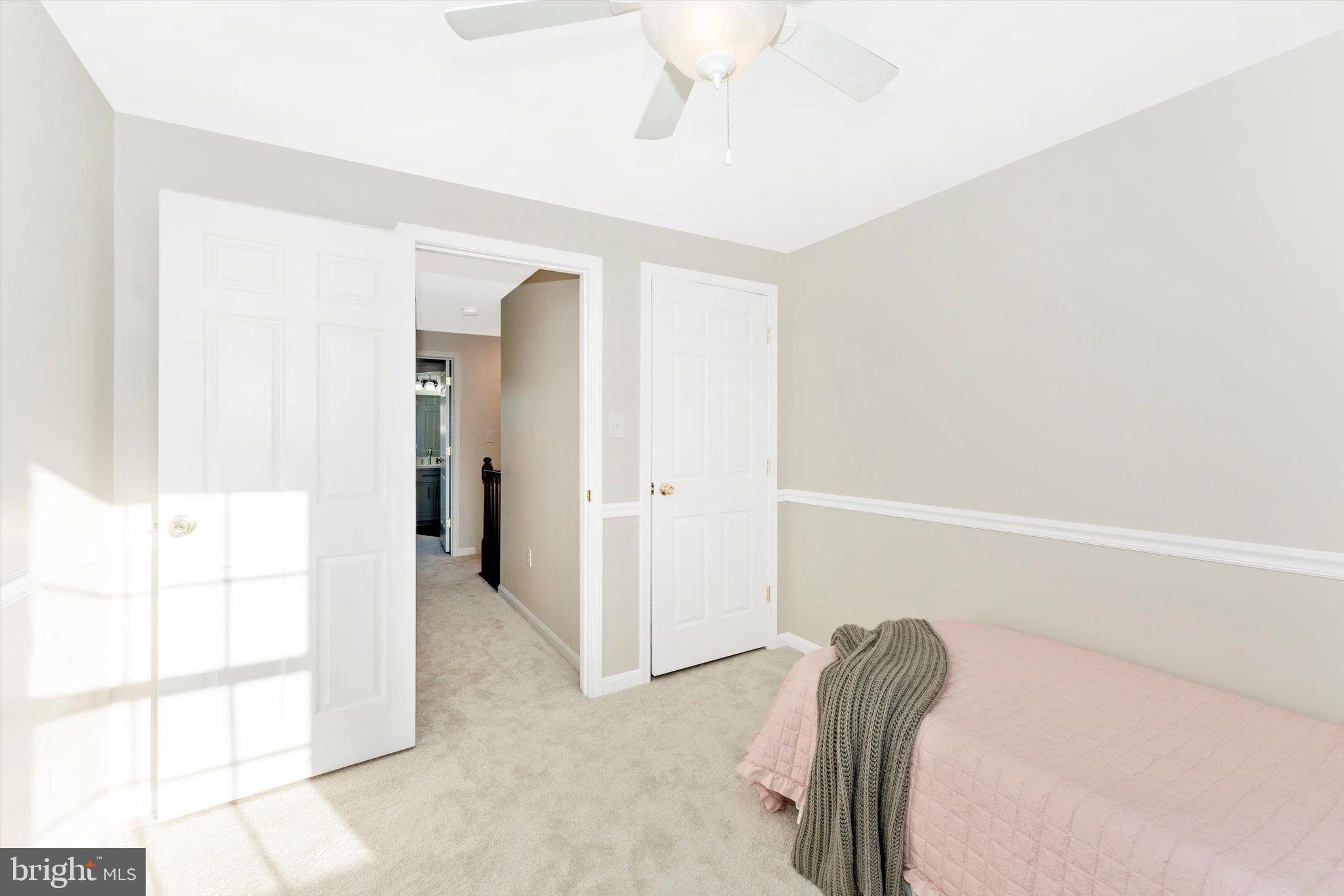 WATERSIDE - Residential