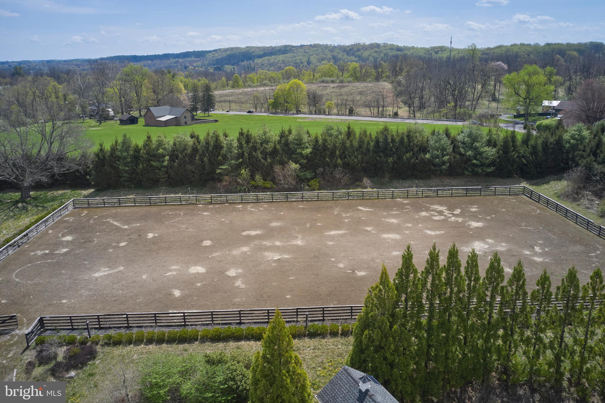 NON AVAILABLE - Farm