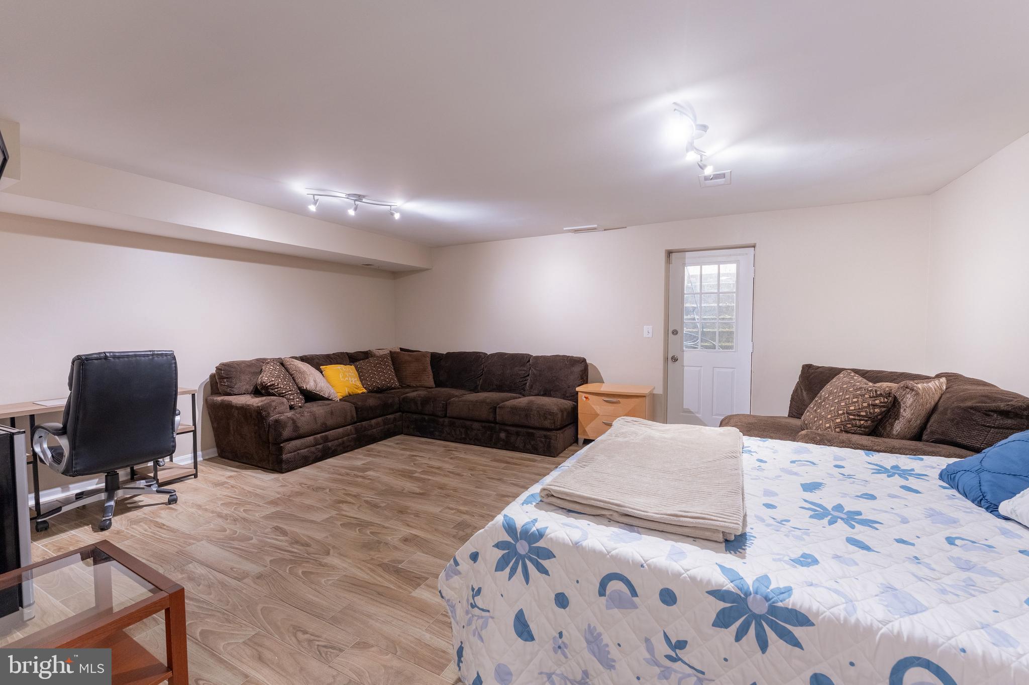 PRINCETON SQUARE PLAT FO - Residential