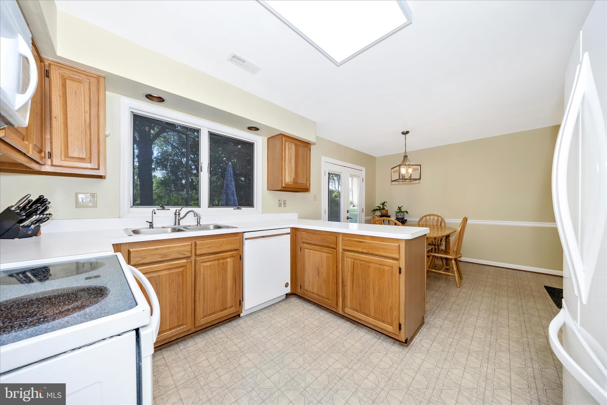 STEEPLE CHASE - Residential