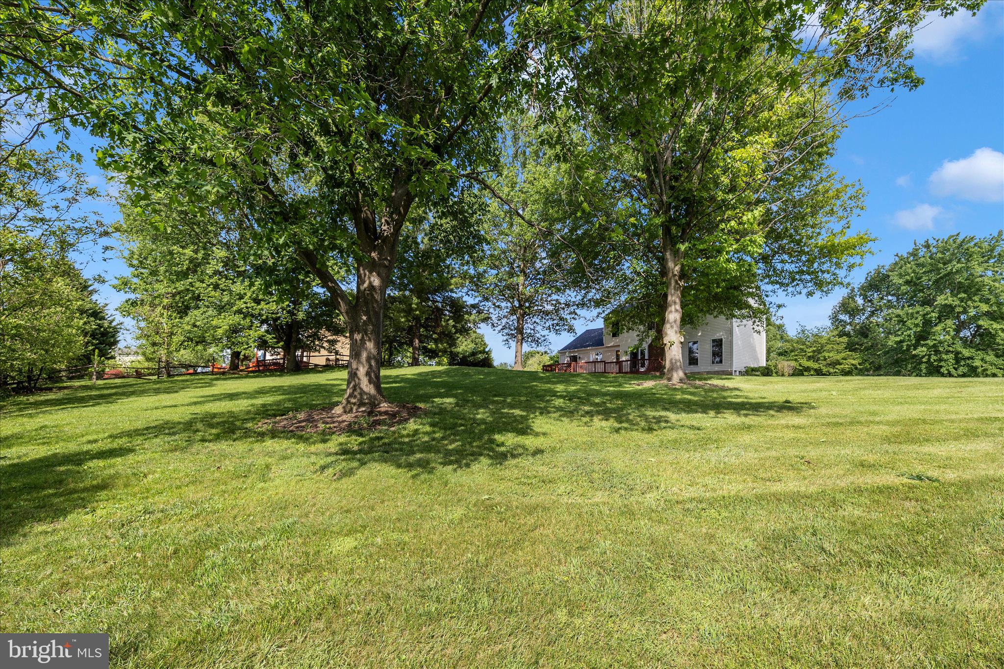 STEEPLE CHASE - Residential