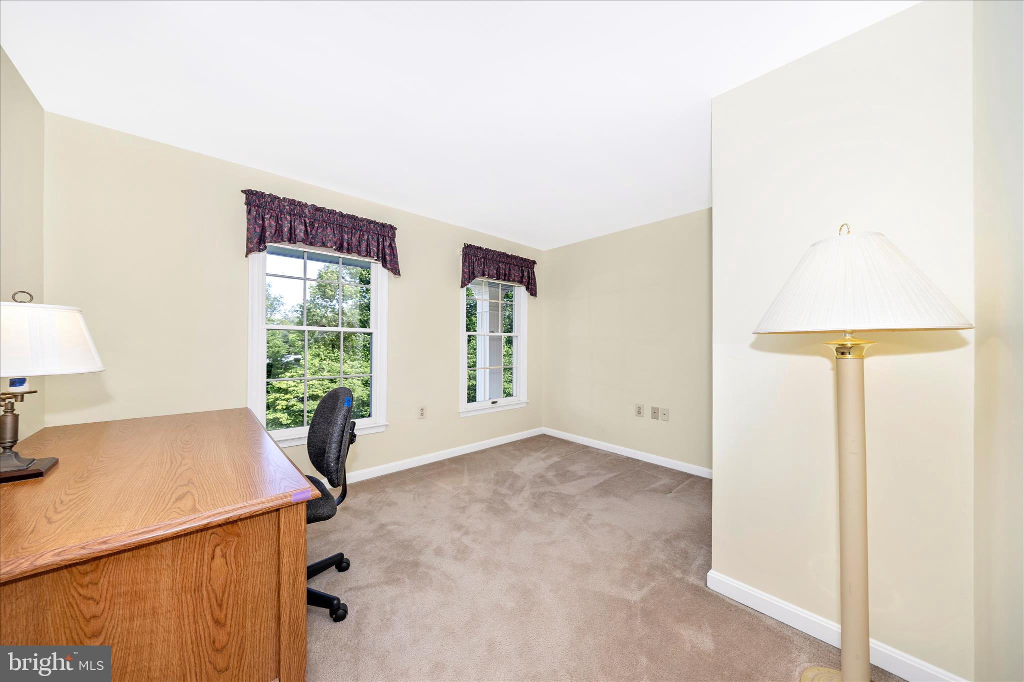 STEEPLE CHASE - Residential