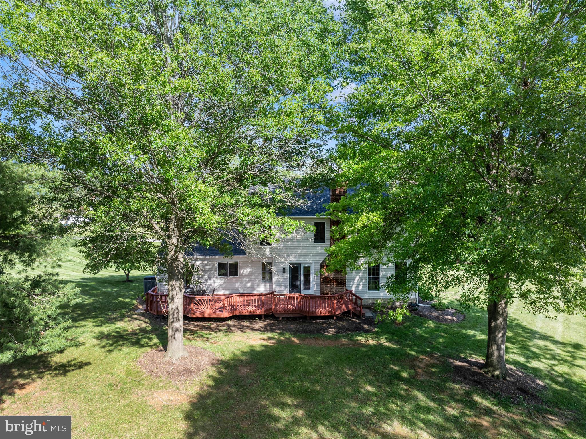 STEEPLE CHASE - Residential