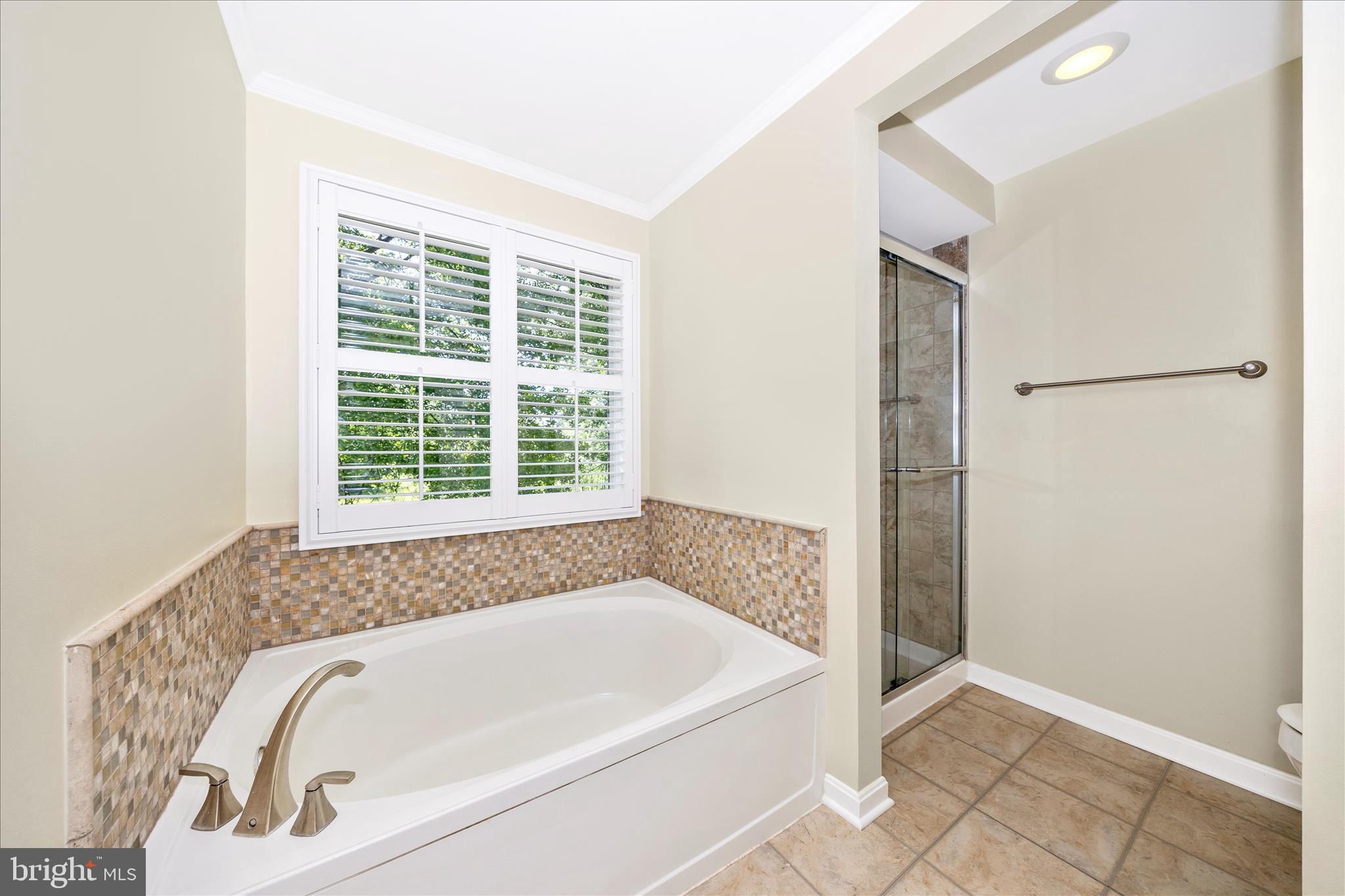 STEEPLE CHASE - Residential