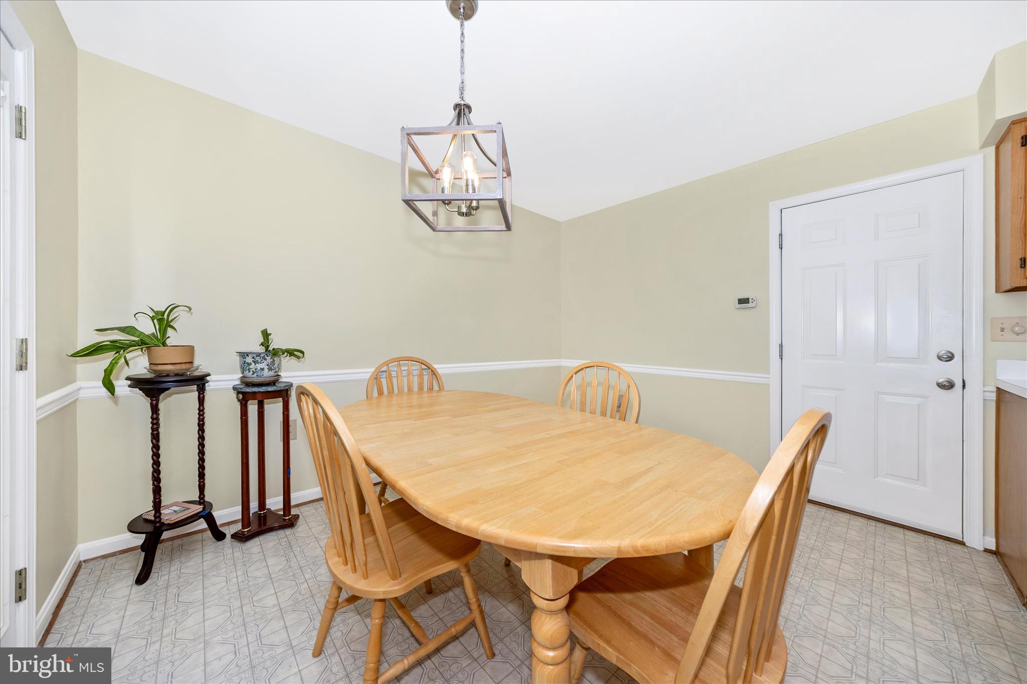 STEEPLE CHASE - Residential