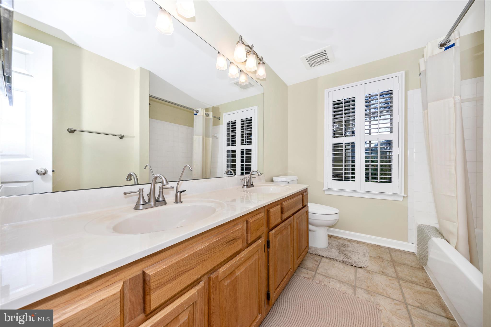 STEEPLE CHASE - Residential