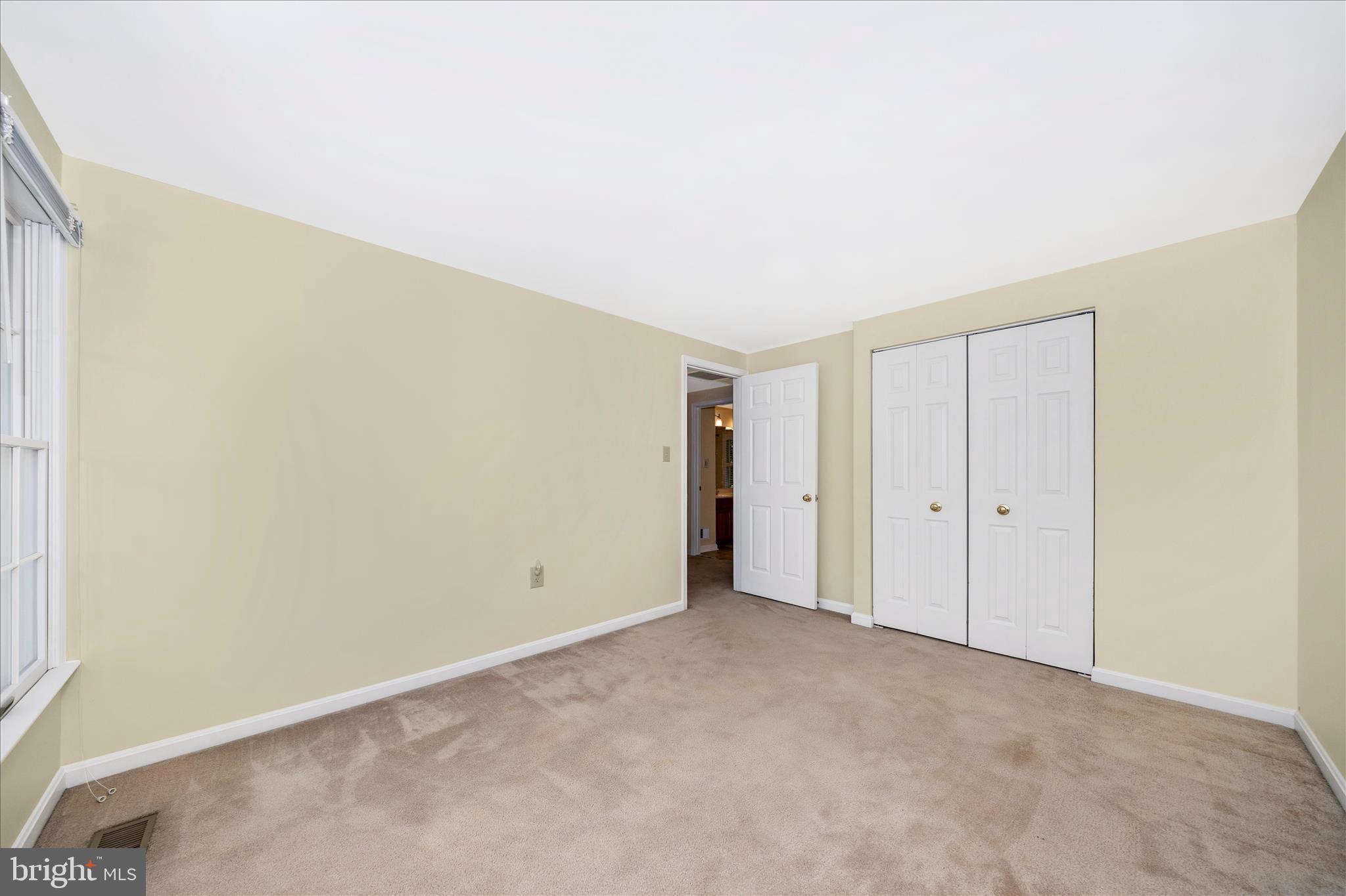 STEEPLE CHASE - Residential