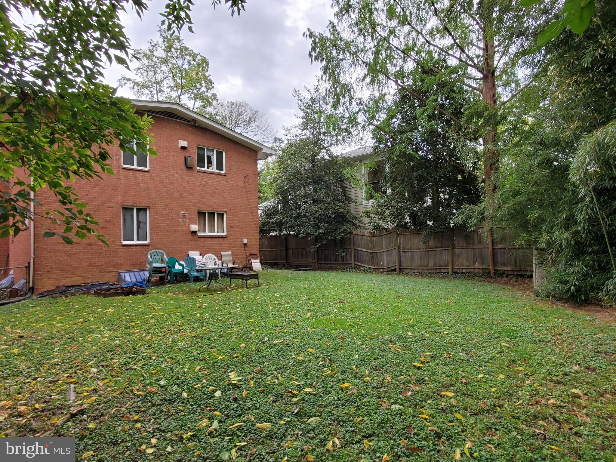 ADDISON HEIGHTS - Residential Lease