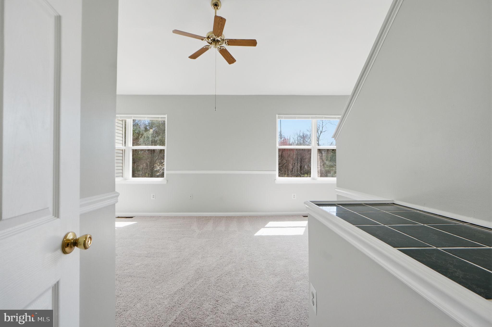 NORTHRIDGE - Residential