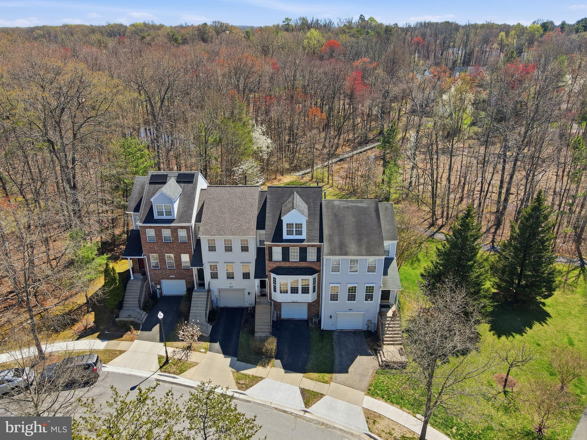 NORTHRIDGE - Residential