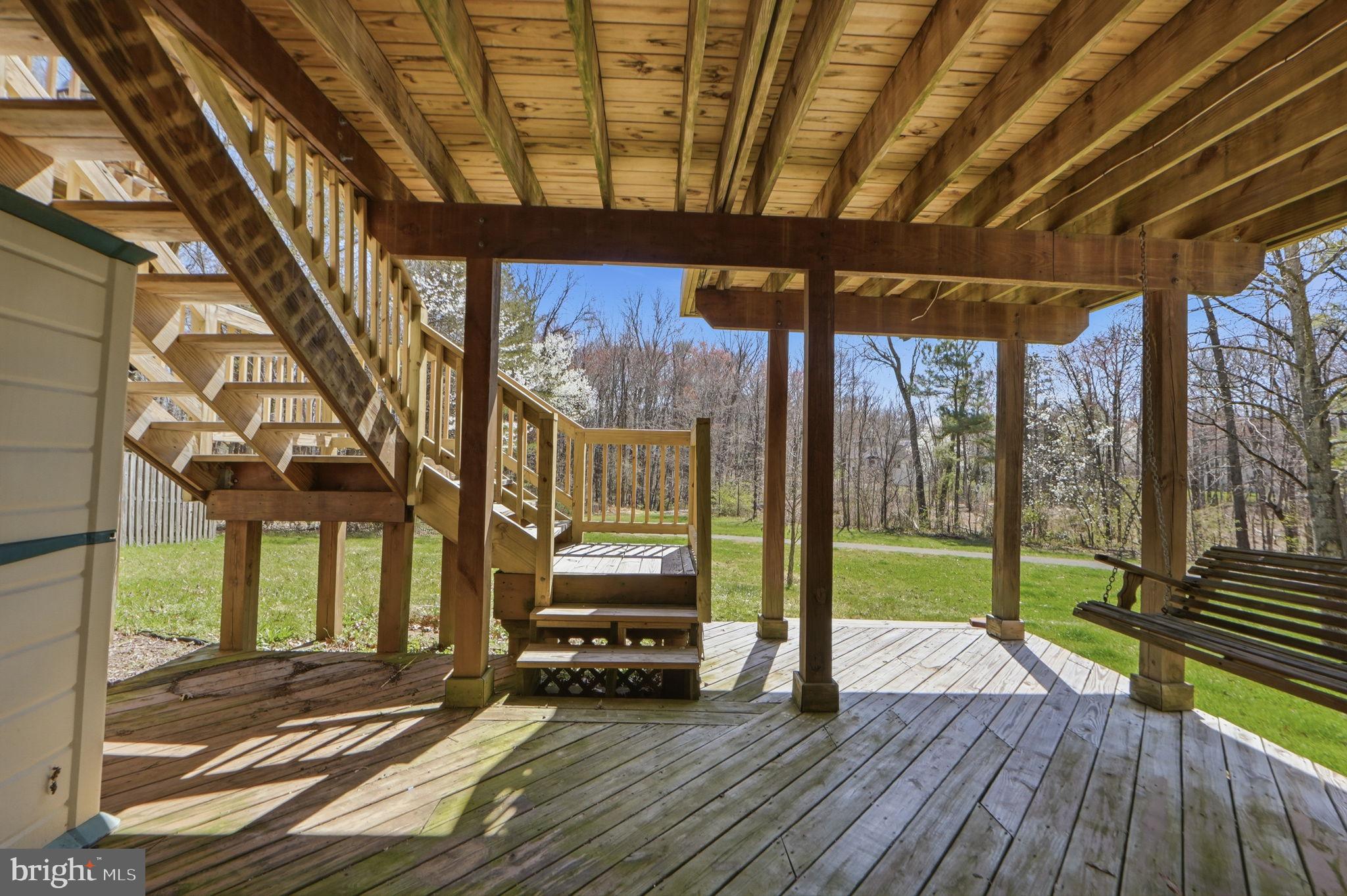 NORTHRIDGE - Residential