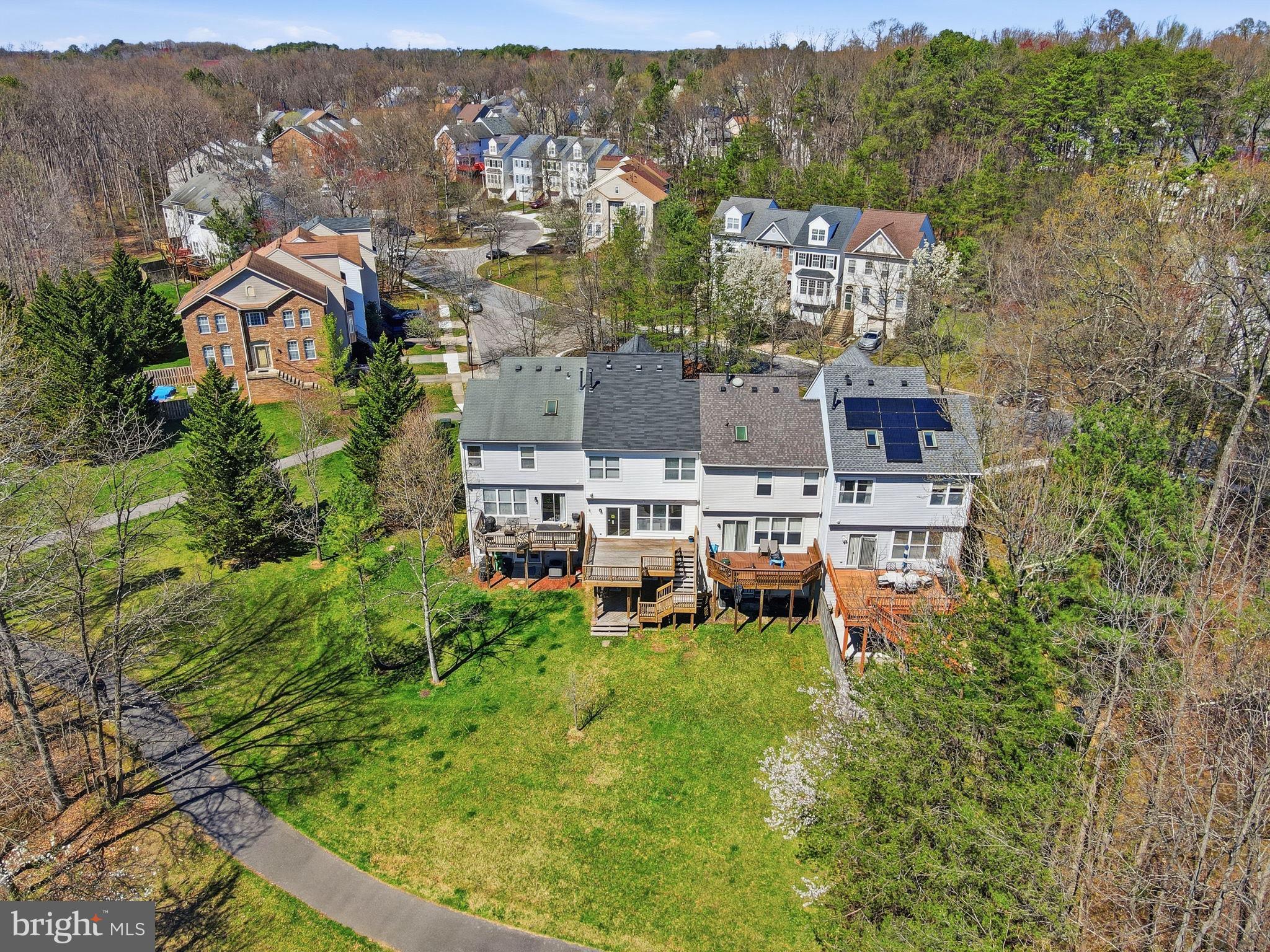 NORTHRIDGE - Residential