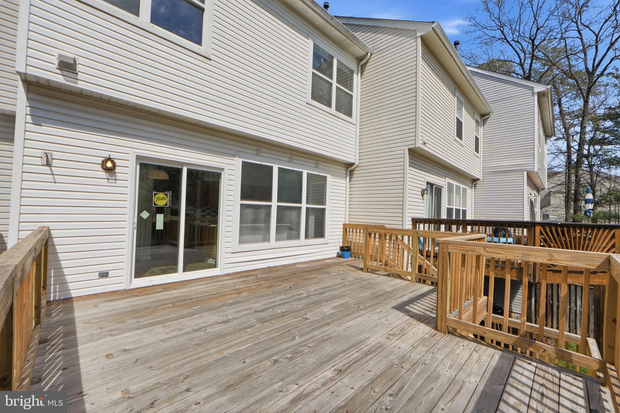 NORTHRIDGE - Residential