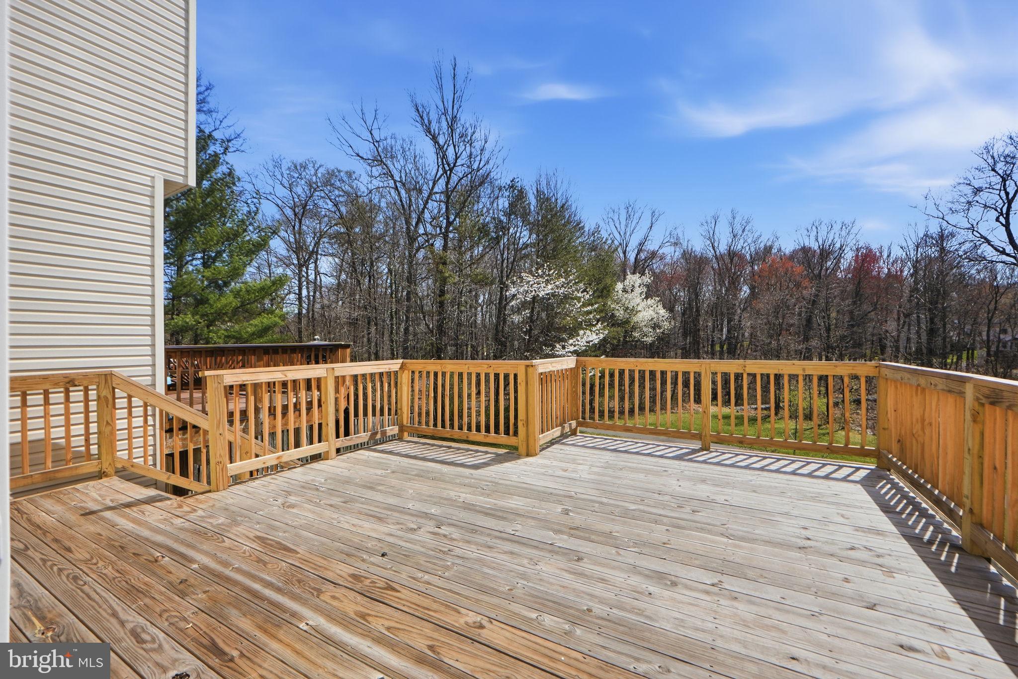 NORTHRIDGE - Residential