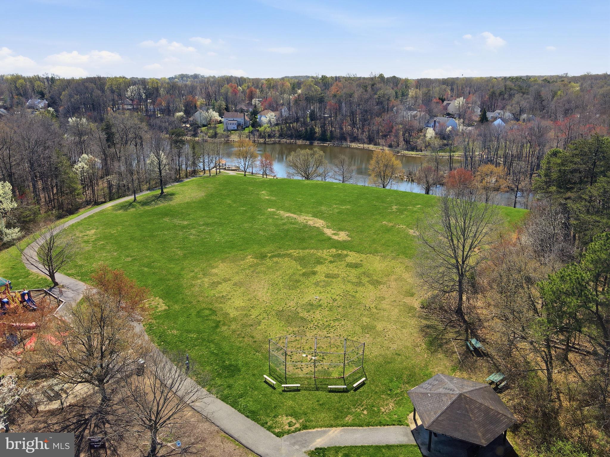NORTHRIDGE - Residential