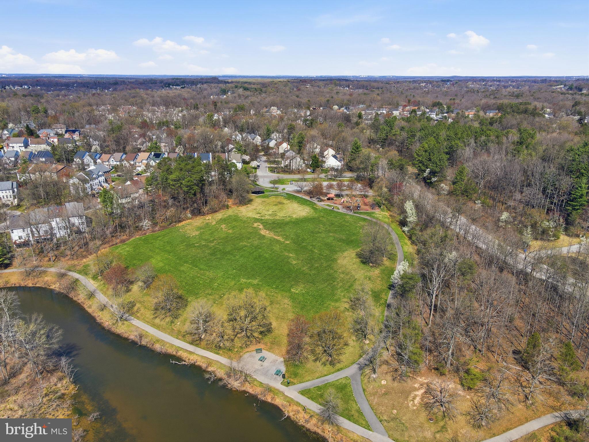 NORTHRIDGE - Residential
