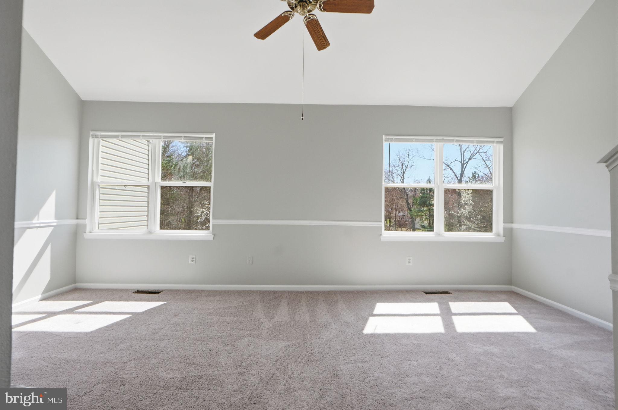 NORTHRIDGE - Residential