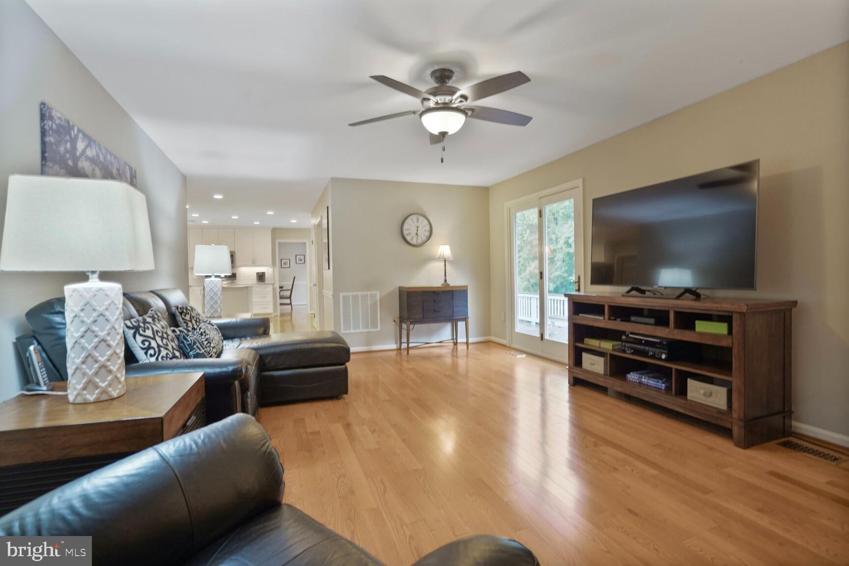 NEWPORT - Residential