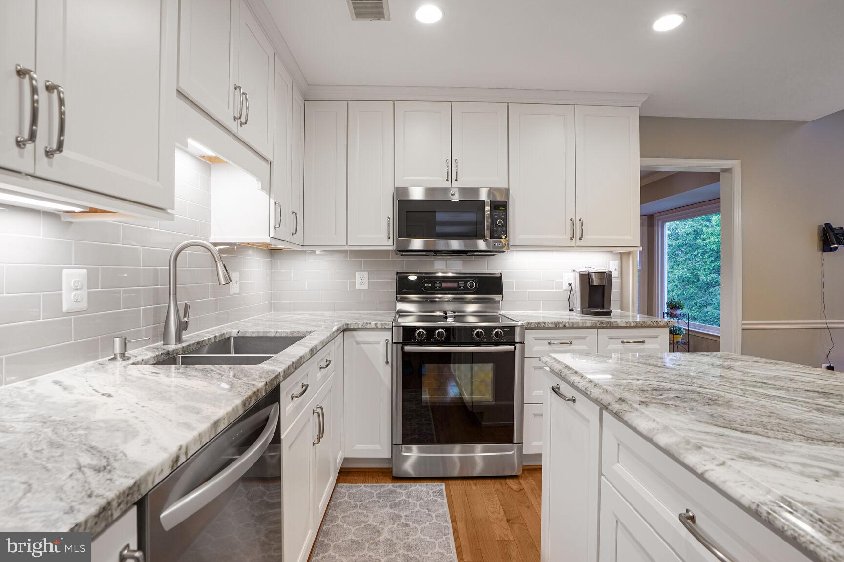 NEWPORT - Residential