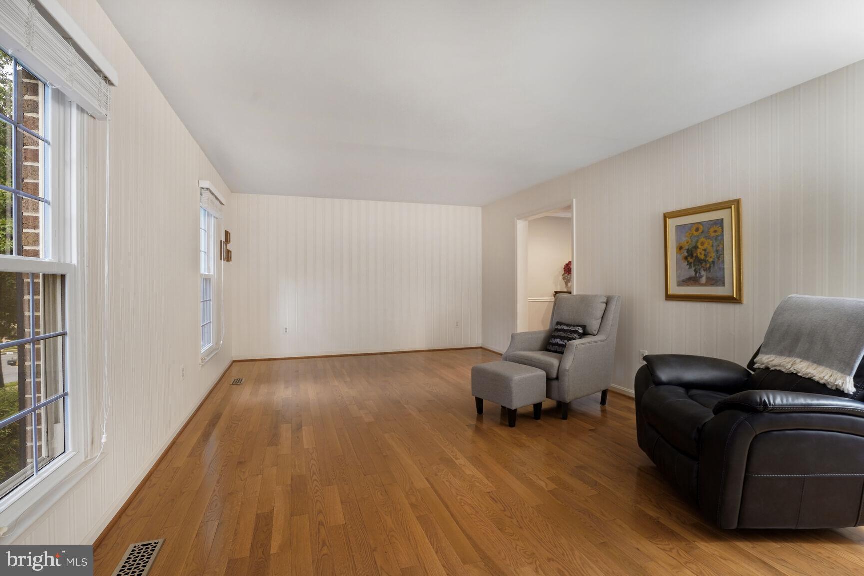 NEWPORT - Residential