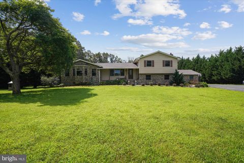 15295 WOODVILLE ROAD WALDORF MD 20601