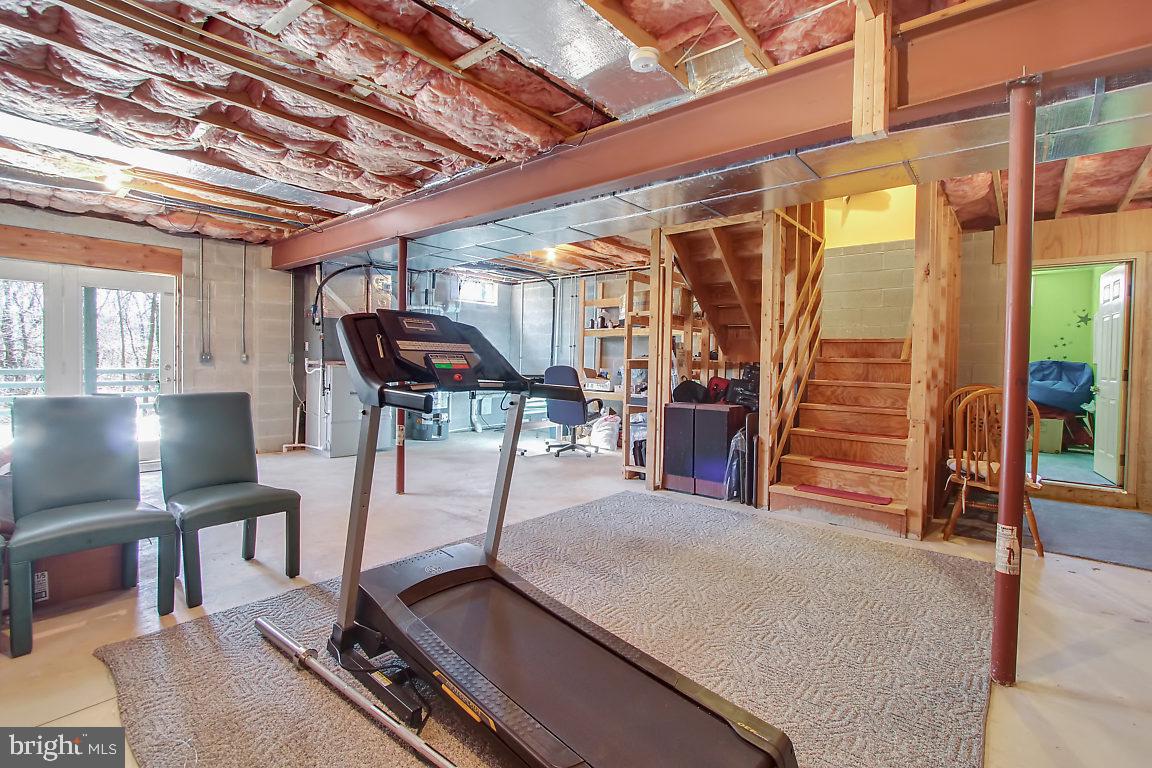 WOODLAND SPRINGS - Residential