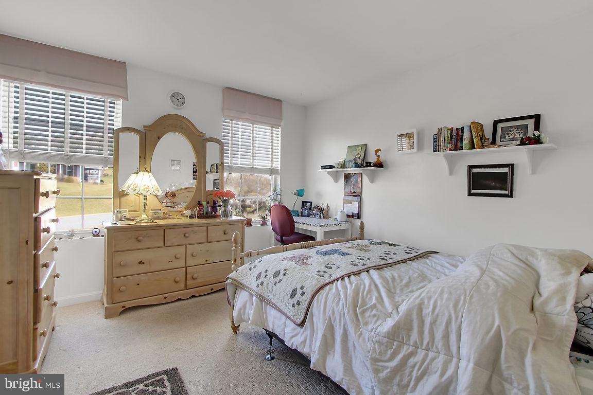 WOODLAND SPRINGS - Residential