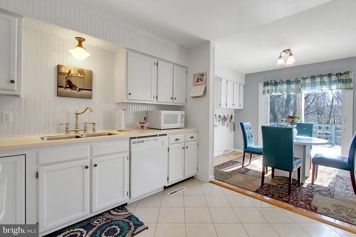 WOODLAND SPRINGS - Residential