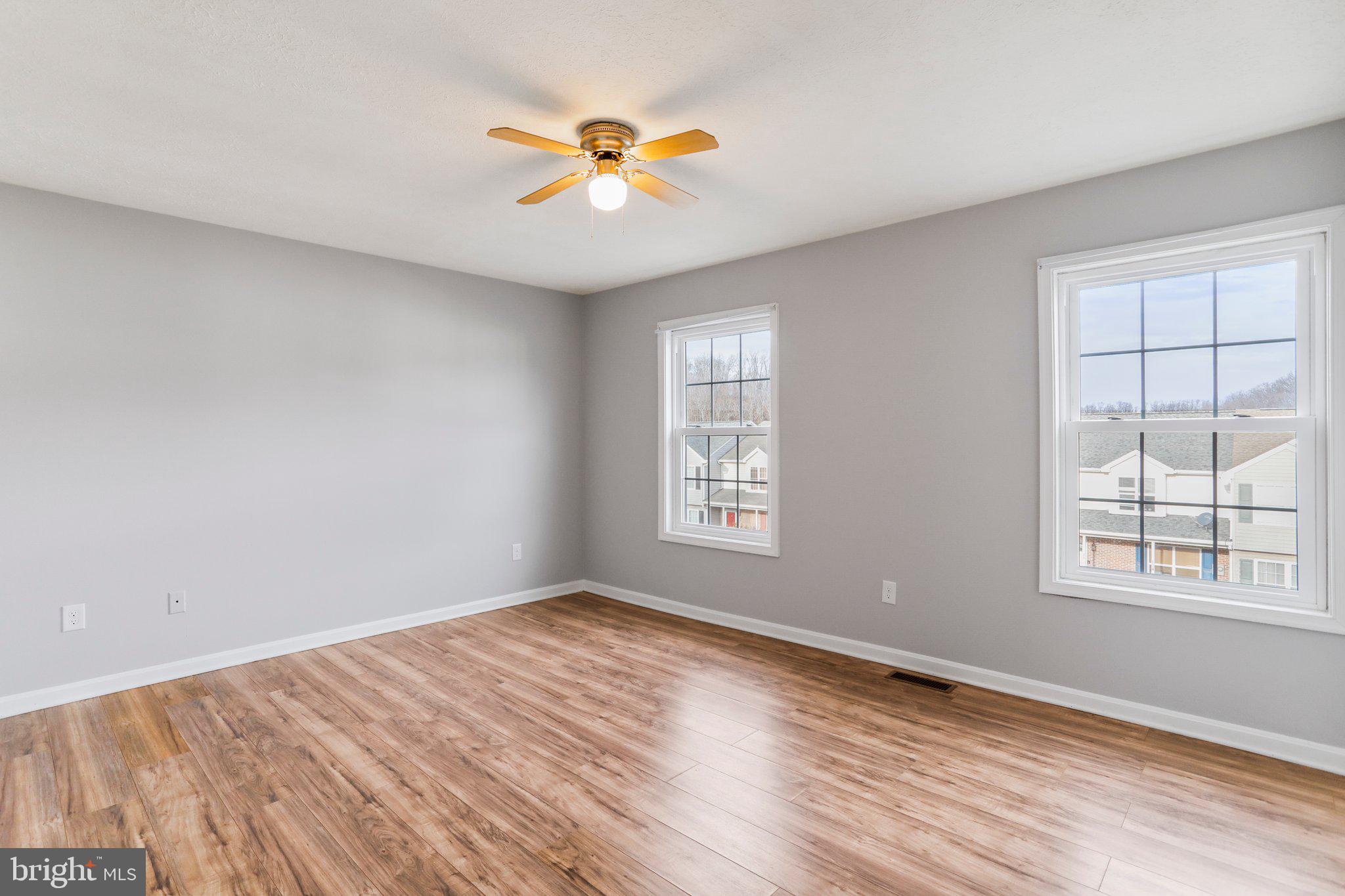 HEDGESVILLE HILLS - Residential