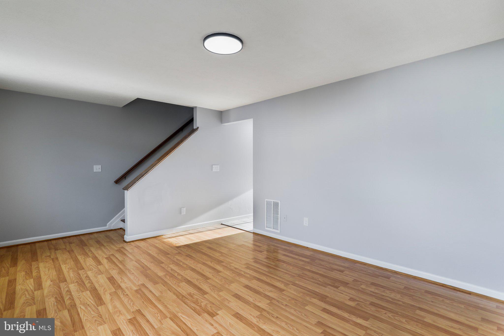 HEDGESVILLE HILLS - Residential