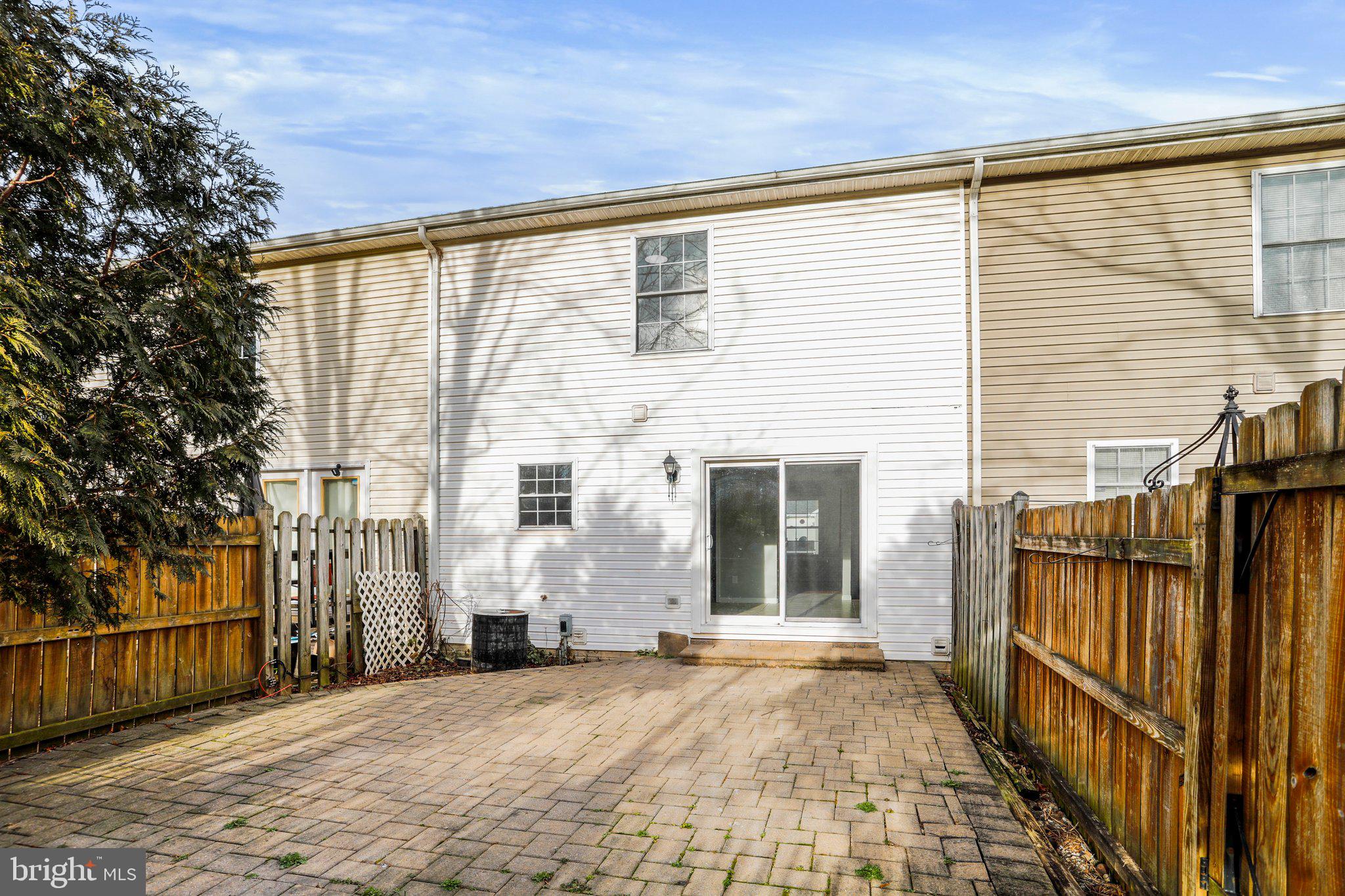 HEDGESVILLE HILLS - Residential