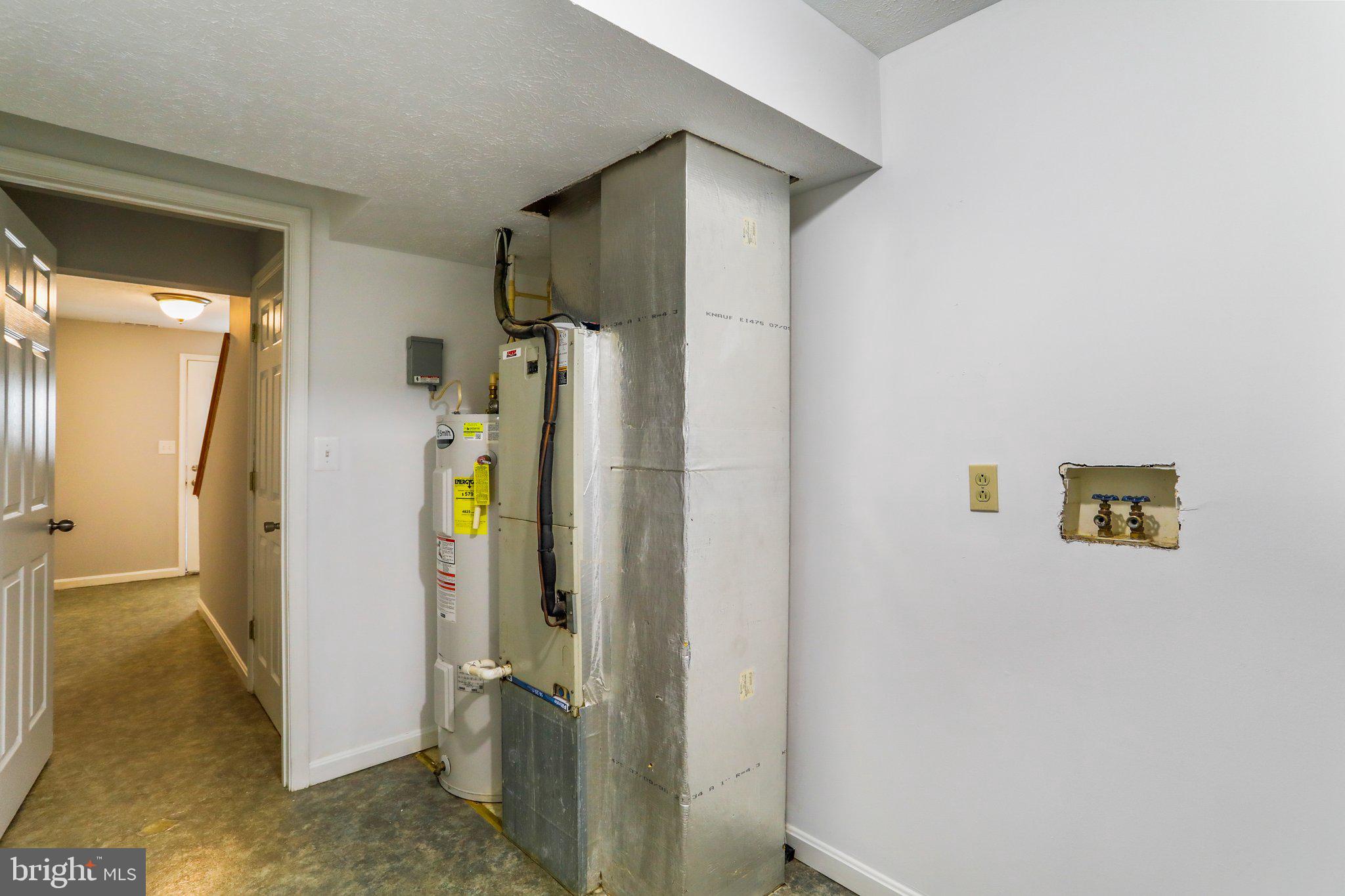 HEDGESVILLE HILLS - Residential