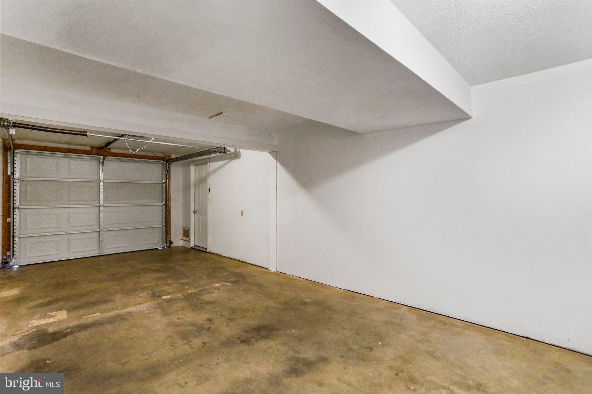 HEDGESVILLE HILLS - Residential