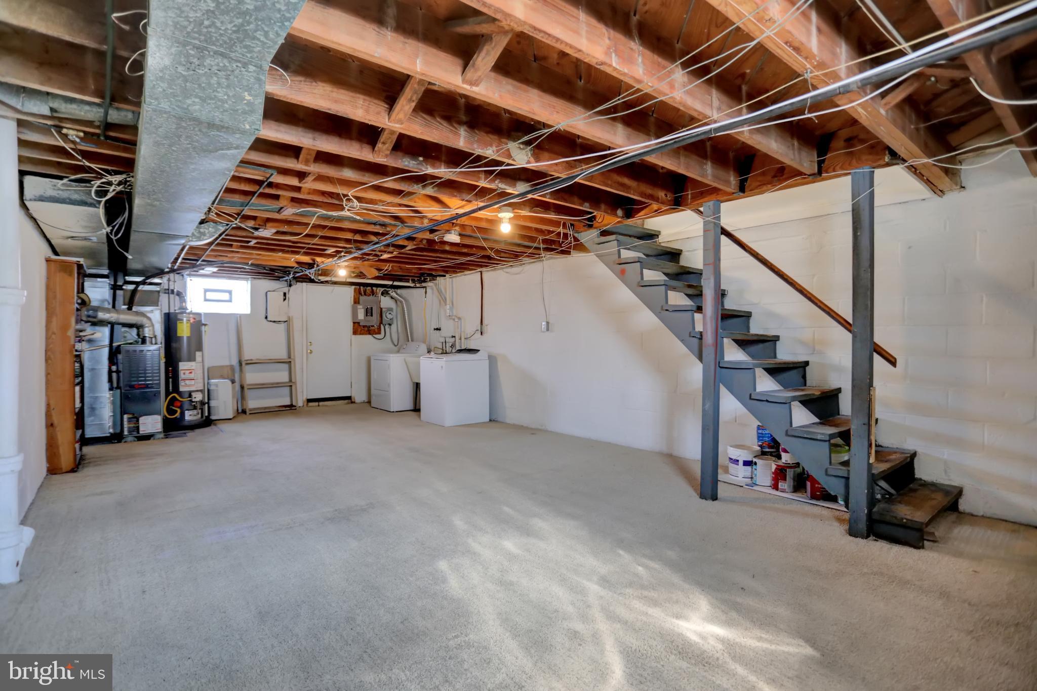 NORTH POINT VILLAGE - Residential