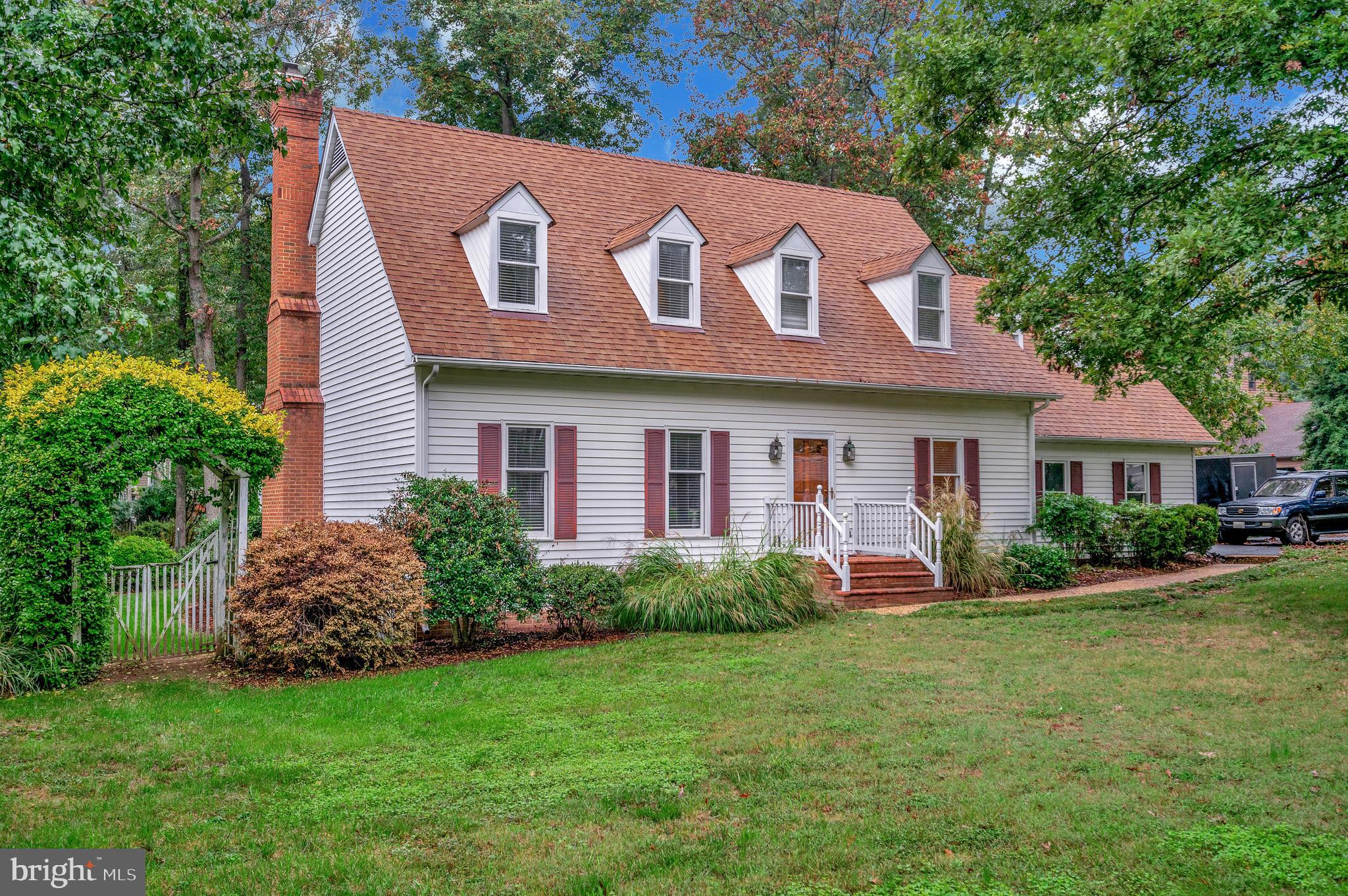 416 WHITECLIFF DRIVE