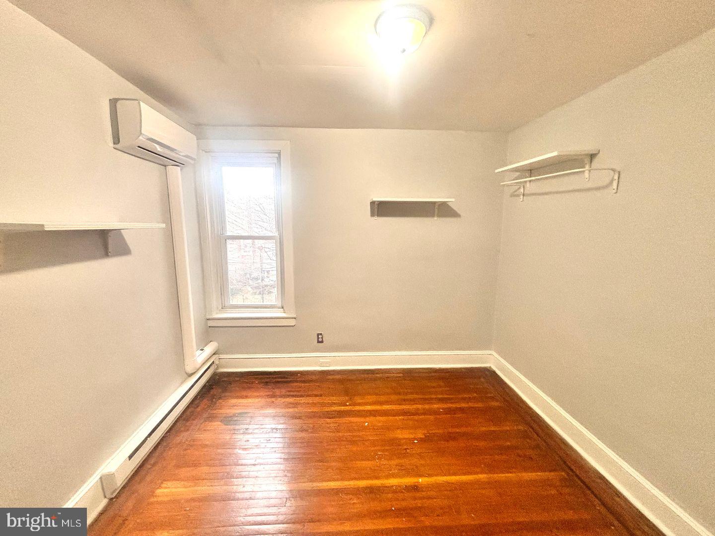 CARROLL PARK - Residential Lease