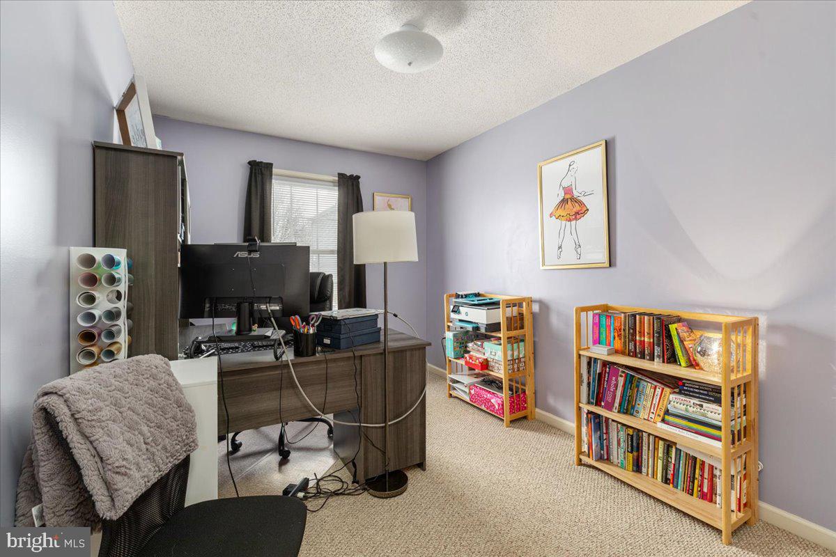 LIBERTY SQUARE - Residential