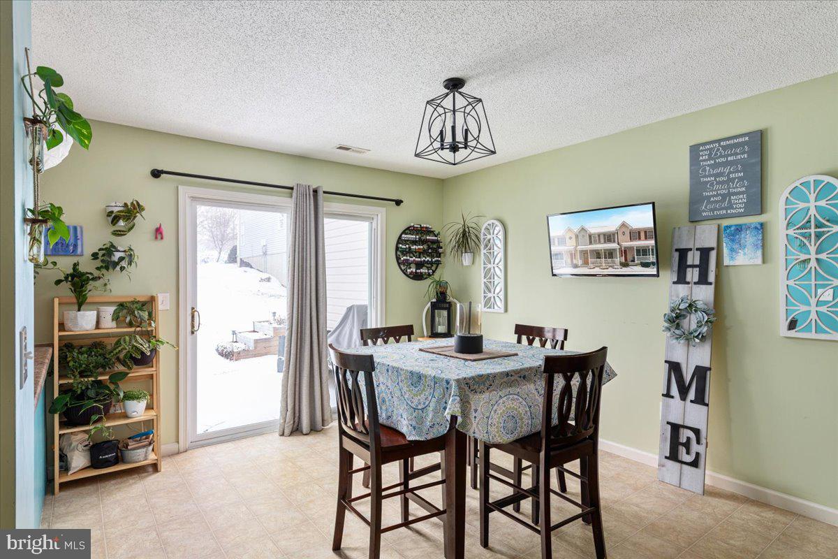 LIBERTY SQUARE - Residential