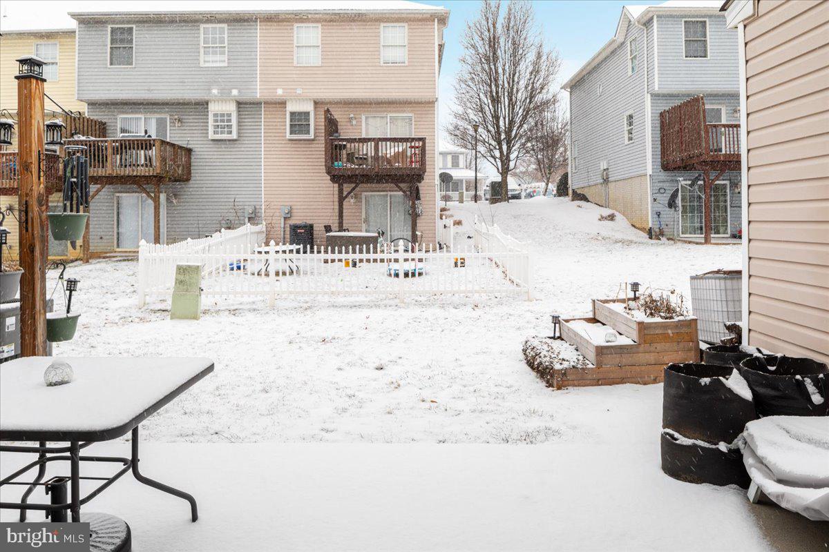 LIBERTY SQUARE - Residential