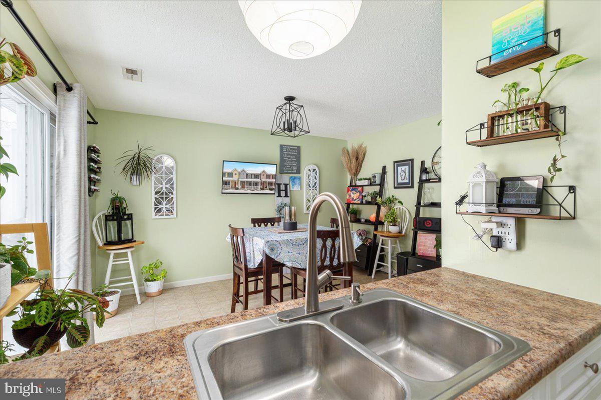 LIBERTY SQUARE - Residential