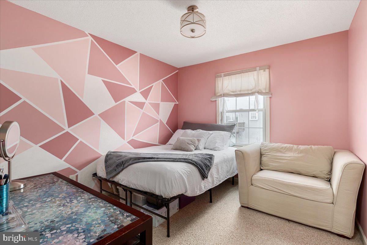 LIBERTY SQUARE - Residential