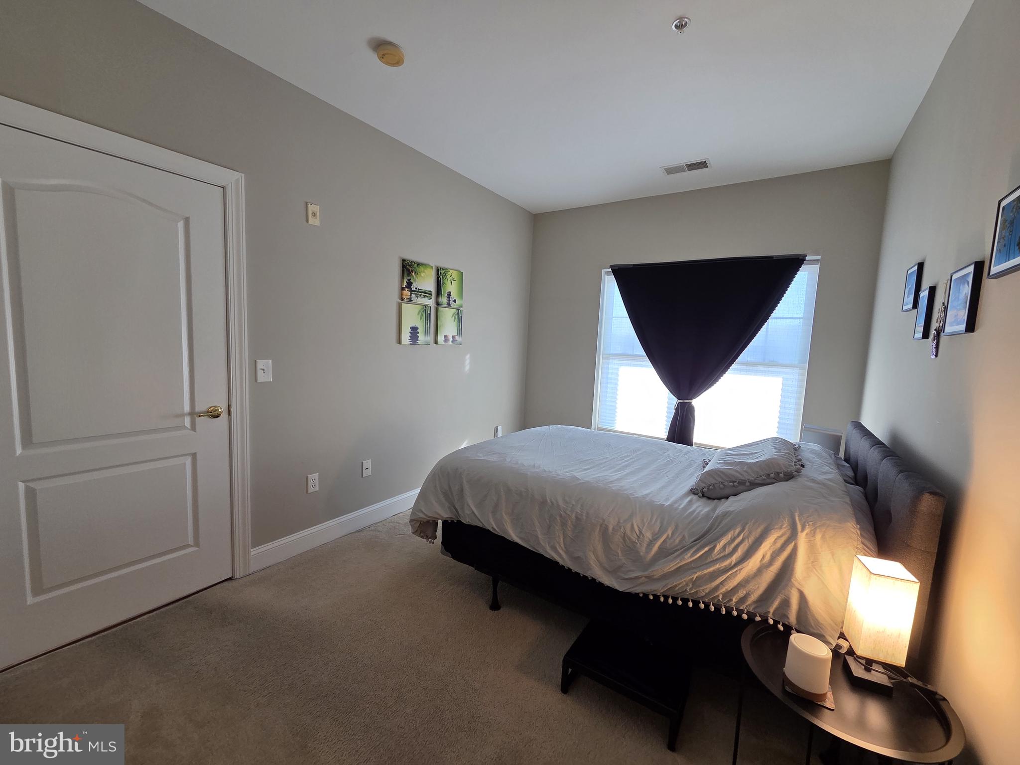 VILLAGE OF FOUNTAINVIEW - Residential