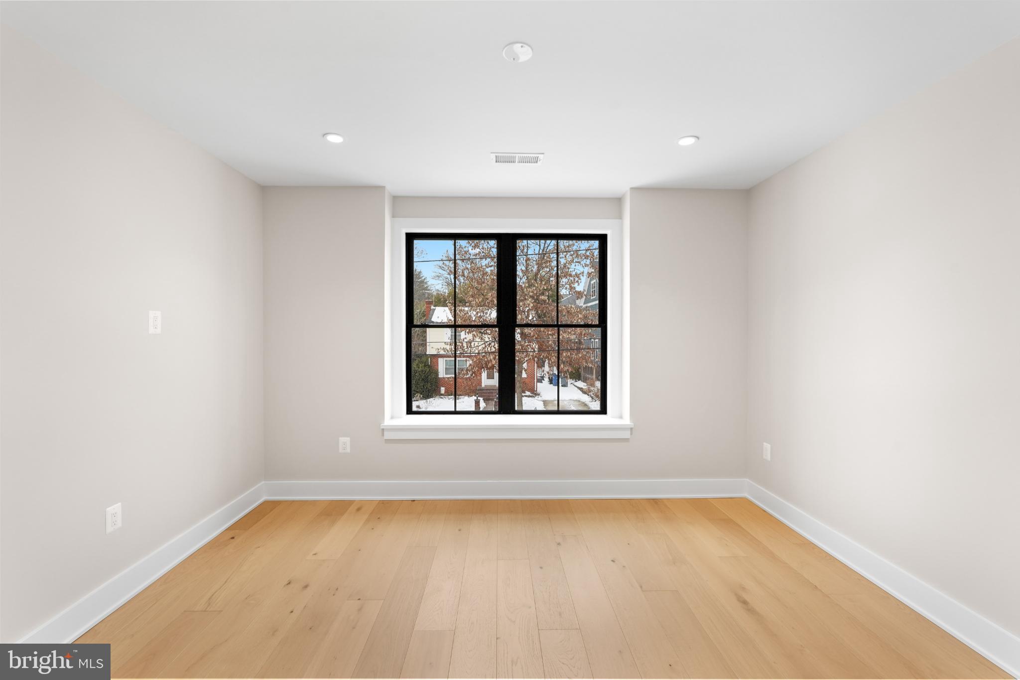 NORTH BETHESDA GROVE - Residential